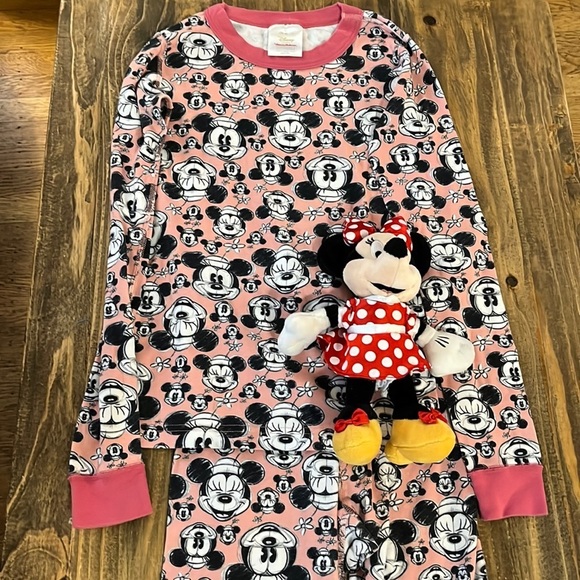 Hanna Andersson Disney collaboration organic cotton Mickey Mouse pajamas plush - Picture 1 of 7